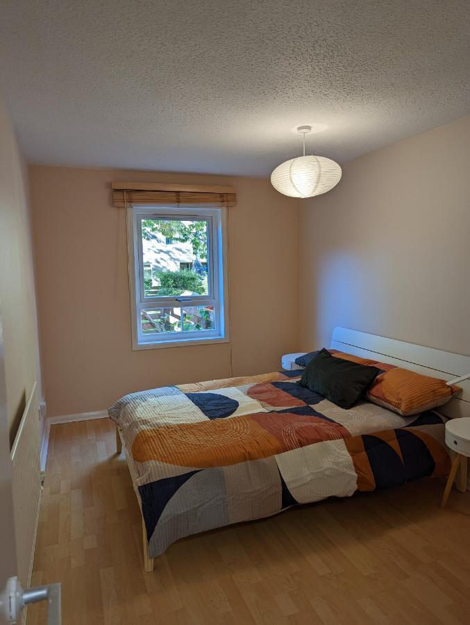 Family Friendly Garden Flat Appartement